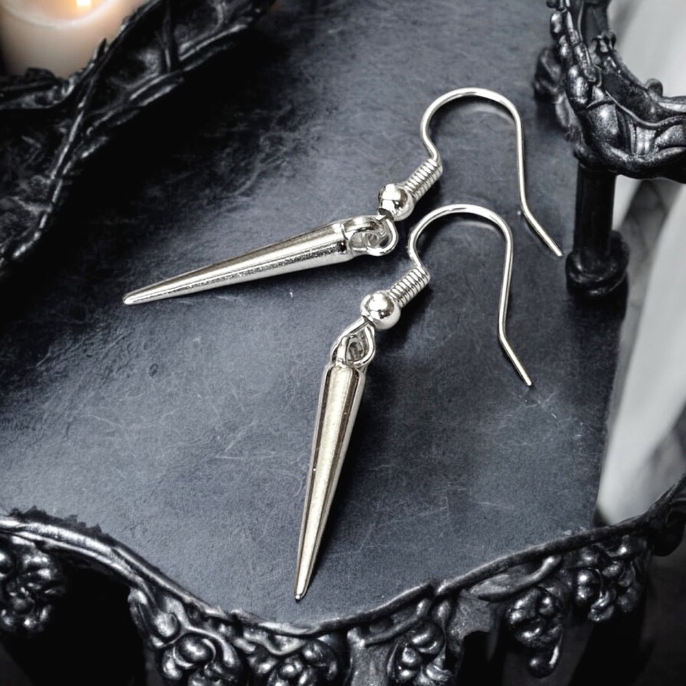 5 For $25💫Silver Punk Spike Dangles Earrings